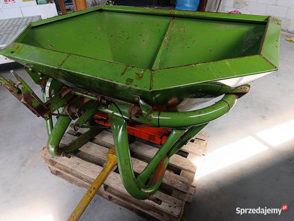 Rozsiewacz Amazone ZAF 603 ZAF603 600 nawozu