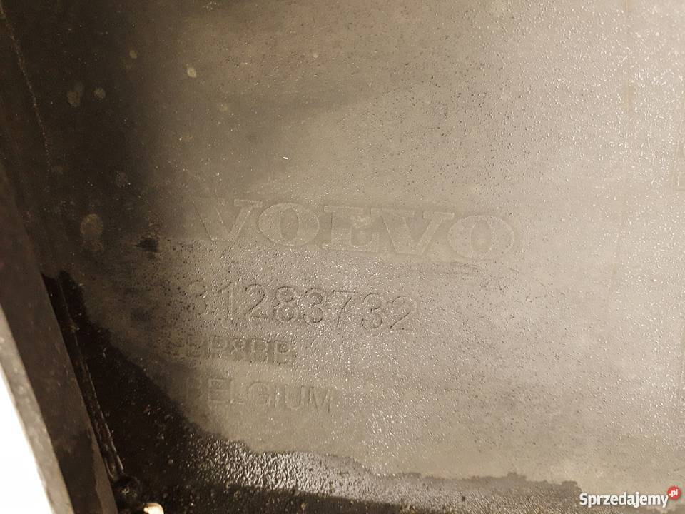 VOLVO V40 II ZDERZAK PRZÓD PRZEDNI 6xPDC lubuskie Bieleń