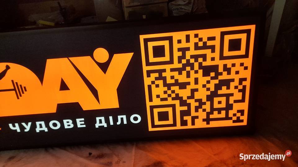 Reklamowy lightbox podświetlany szyld na