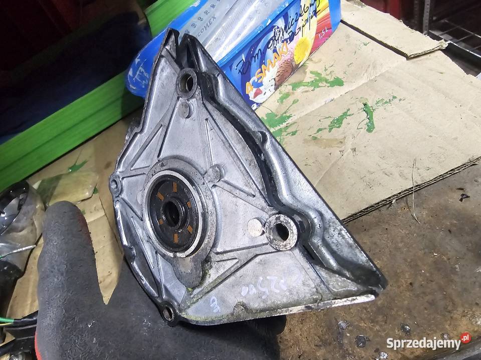 Kawasaki GPZ 500 pompa wody obudowa pompy Jelenia Góra
