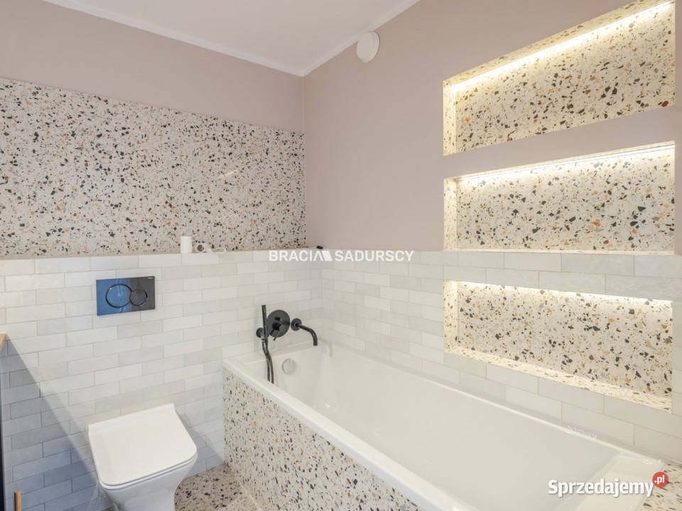 Do sprzedaży mieszkanie Wieliczka 8741m2 4 małopolskie