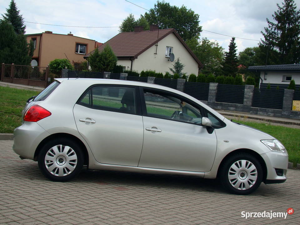 Ładna Toyota Auris 16Ben z LPG 5 Drzwi Gostynin sprzedam