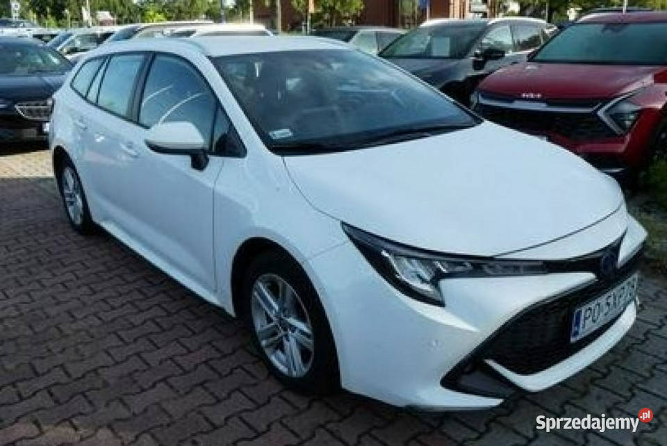 Toyota Corolla ECVT 18 Hybryda Pełna historia ABS Corolla Gdańsk