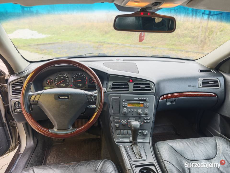 Volvo XC70 AWD cross country 24T benzyna automatyczna Zielona Góra