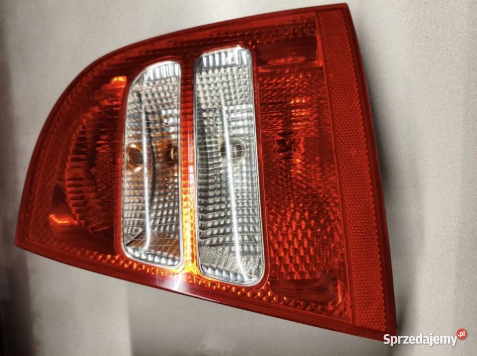 Lampa tylna lewa prawa tył skoda octavia 1 I Szczecin