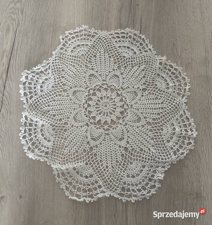 Serweta serwetka szydełko okrągłe cacko śr60 Serwety i serwetki Łódź