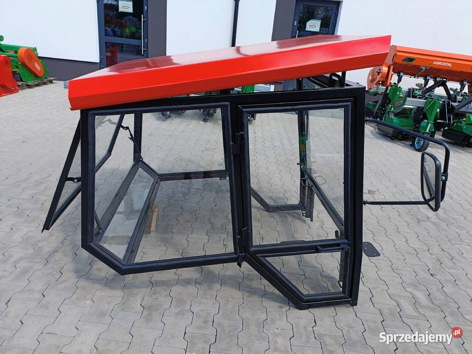 Kabina bez błotników T25 Ursus c330 c360 3P MF z Stalowa Wola