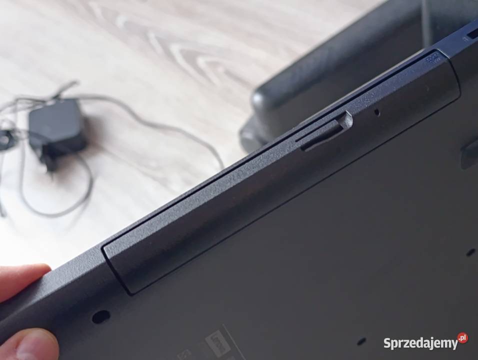 laptop lenovo Ideapad 11015IBR wielkopolskie Poznań sprzedam