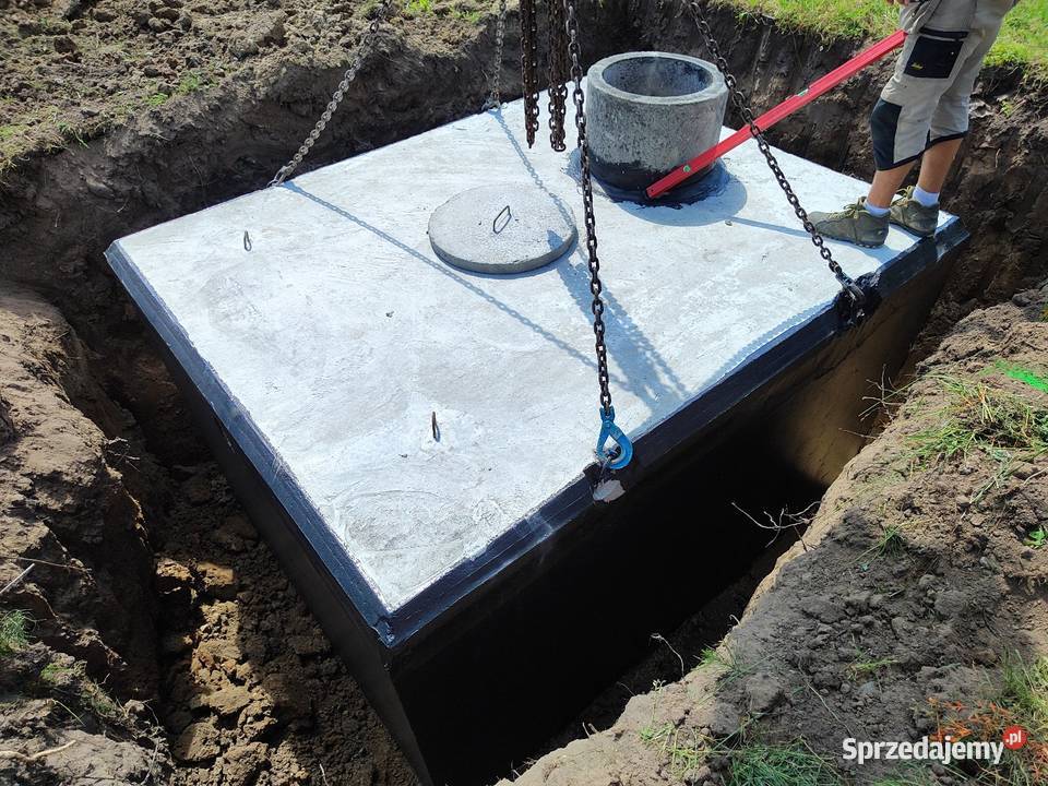 Zbiornik betonowy szambo z form szklanek samo