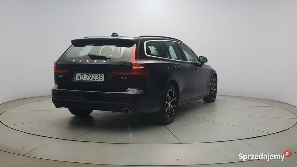 Volvo V60 B4 D Core Z Polskiego Salonu Faktura automatyczna Warszawa