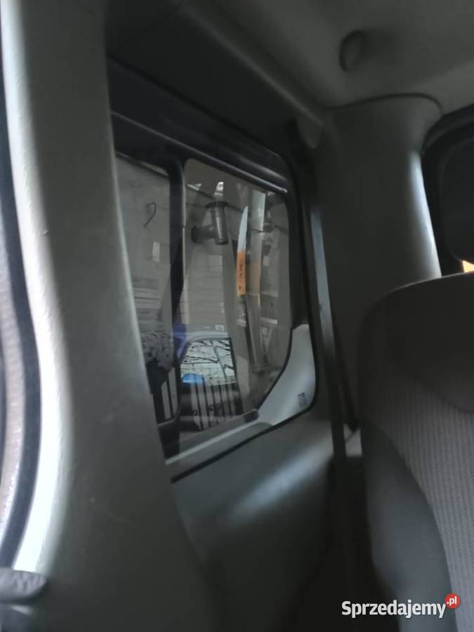 Opel Vivaro 20 8Osób sprzedam