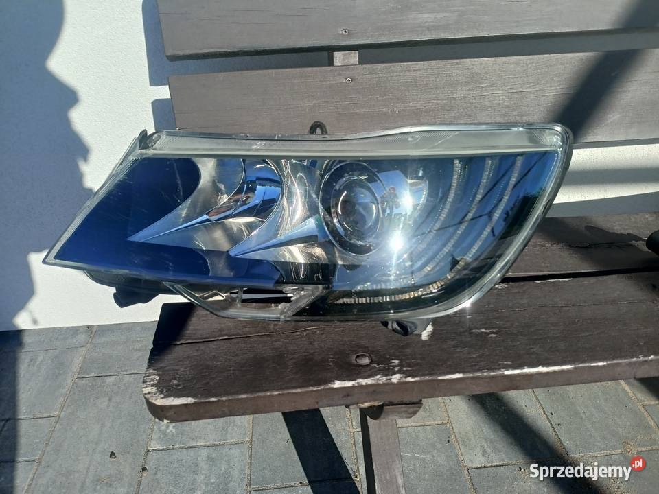 Reflektor lampa przednia przód Superb 2 II Lift mazowieckie Warszawa