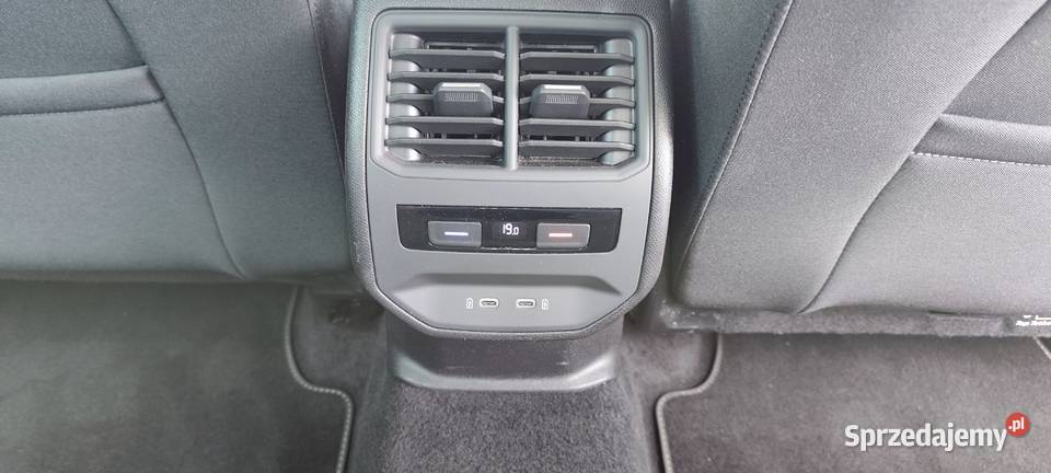 Seat Leon 10 90 2021r Wieliczka