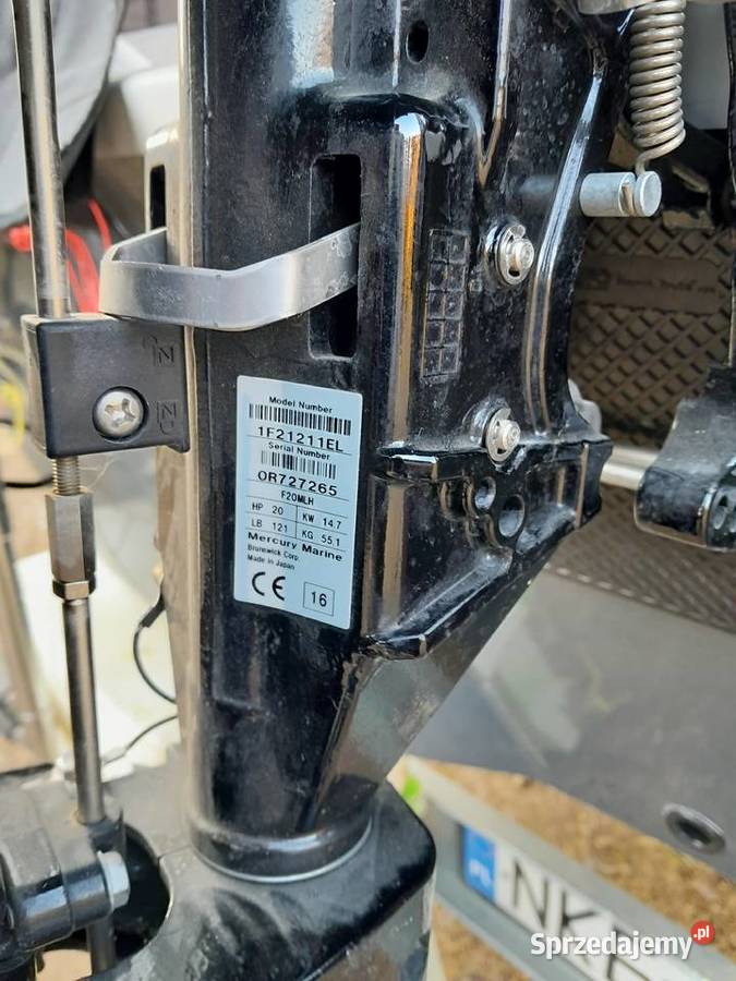 ŁÓDKA WĘDKARSKA Z NAMIOTEM I PRZYCZEPĄ Kętrzyn