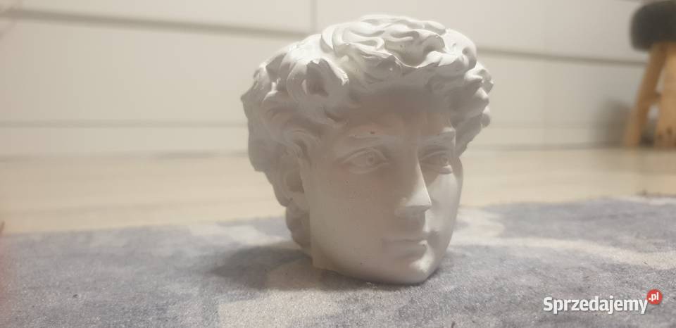 Mała doniczka osłonkaGłowa Łódź