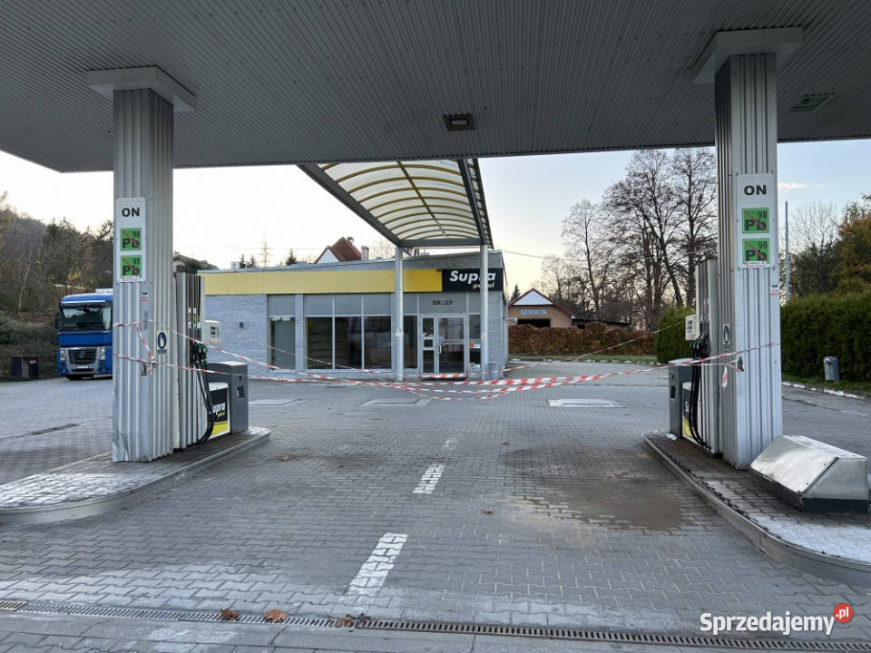 Syndyk sprzeda stację benzynową w Zabierzowie