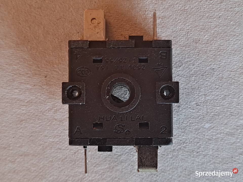 Przełącznik obrotowy FZ319 T12555 250V 16A Cieszyn