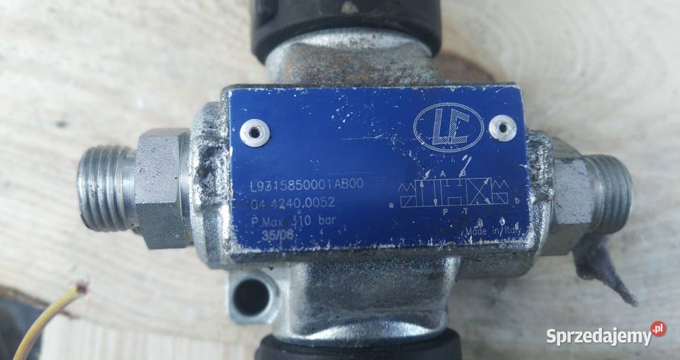 2 wyjścia Kostka z cewkami 310 bar TEREX Części do maszyn budowlanych Kielce