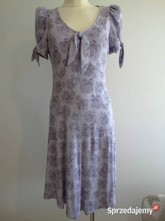 Sukienka Liliowa Kwiatowy Nadruk Rozkloszowana Łomża