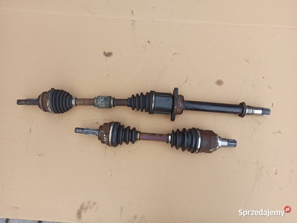 Toyota Avensis T25 20 D4D 126 koni Półoś Lewa Bolesławiec