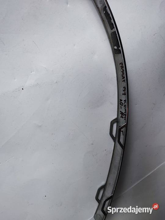 Listwa zderzaka tyl VW Passat B7 kombi 1014r sprzedam
