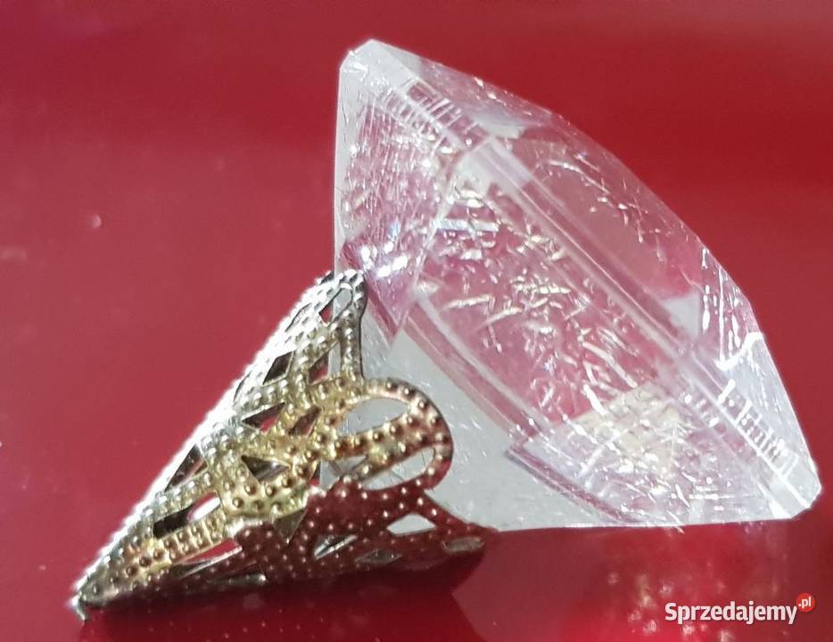 wisiorek przywieszka breloczek zawieszka