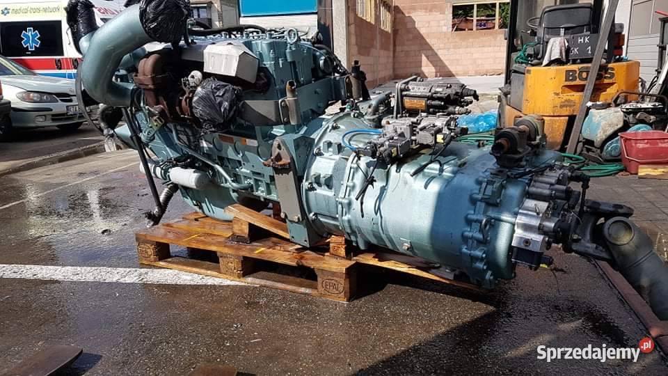 Chiński silnik D103431 249kW 1900rmin