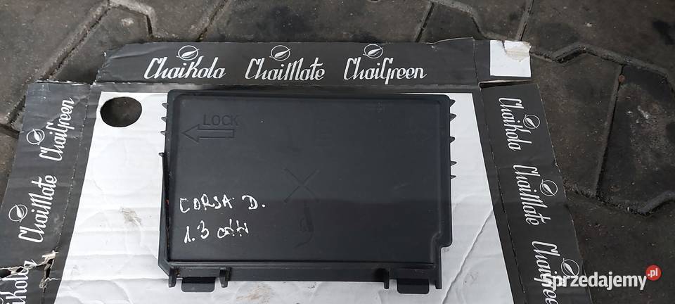 Pokrywa skrzynki bezpieczników Opel Corsa D osobowe Szczecin sprzedam