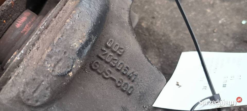 ZACISK HAMULCOWY PRZÓD LEWY MAN TGX 18440