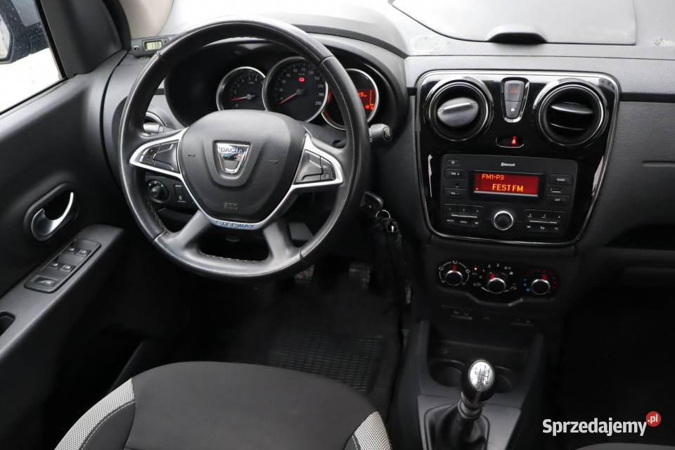 Dacia Lodgy 13 TCe 117041km śląskie Zabrze