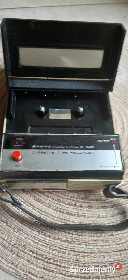 Magnetofon kasetony reporterski z Lat 60 tych Magnetofony Kraków