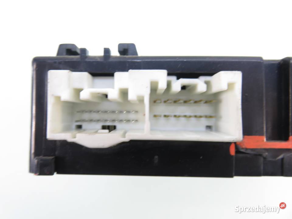 MODUŁ KOMFORTU MAZDA 5 CR19 CD8767560A sprzedam