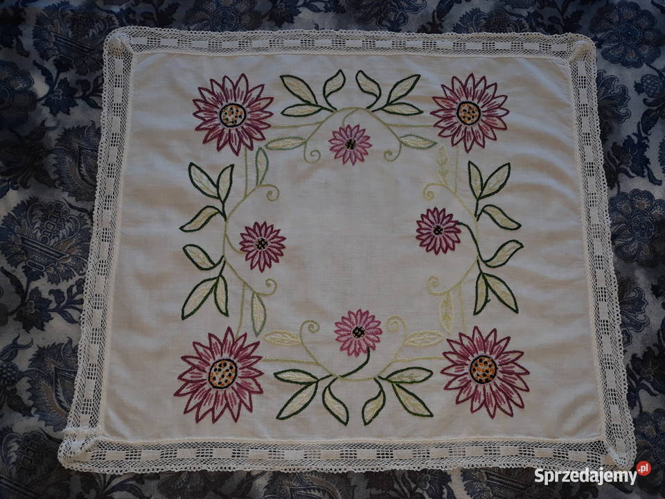 serwetka serweta ręczny haft płaski bogaty cudna Gdańsk