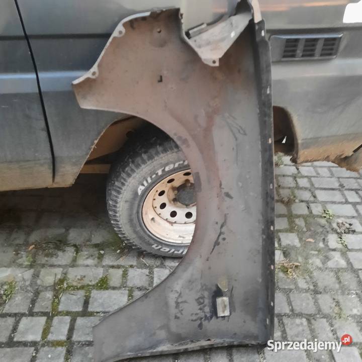 Błotniki Ford Taunus 7982 nowe kpl osobowe Stalowa Wola