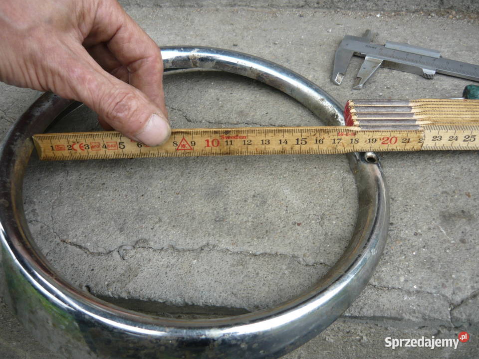 Volkswagen garbus ramki reflektorajedna śruba