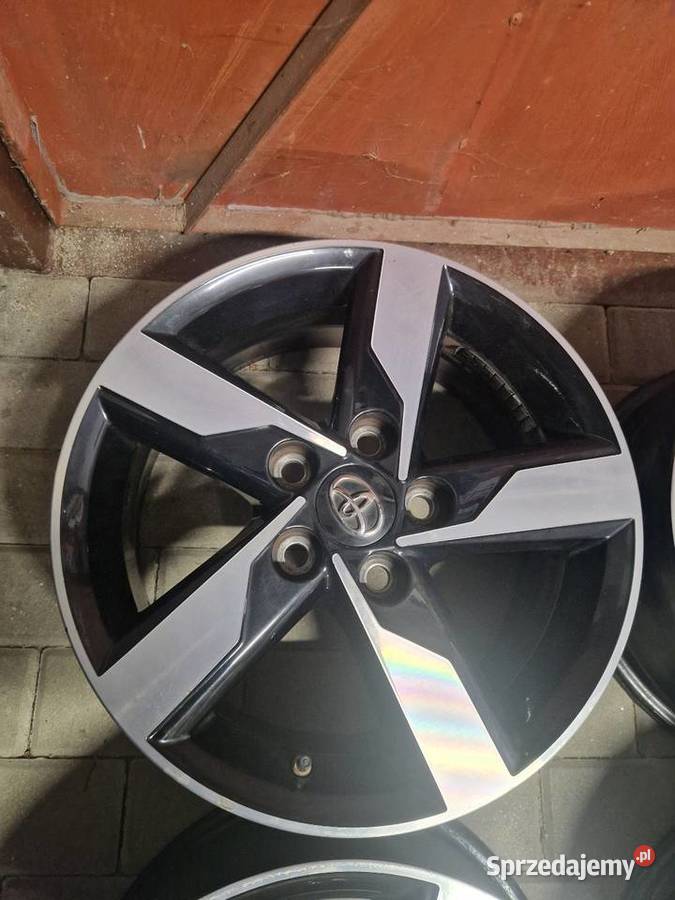 Felgi aluminiowe toyota Średnica 16"