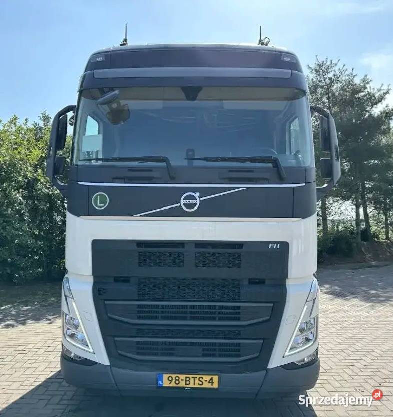 Volvo Fh 500 ciagnik nowy model automatyczna Warszawa