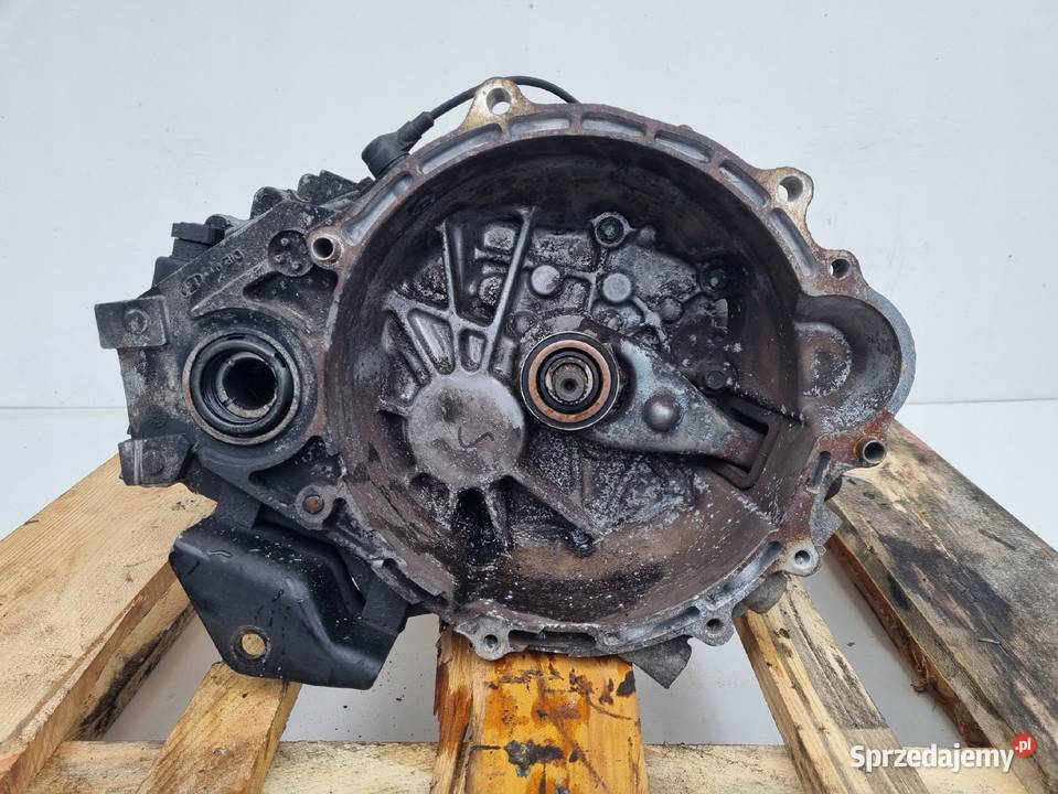 Hyundai i20 14 CRDI SKRZYNIA BIEGÓW V9M5A manual Rudka