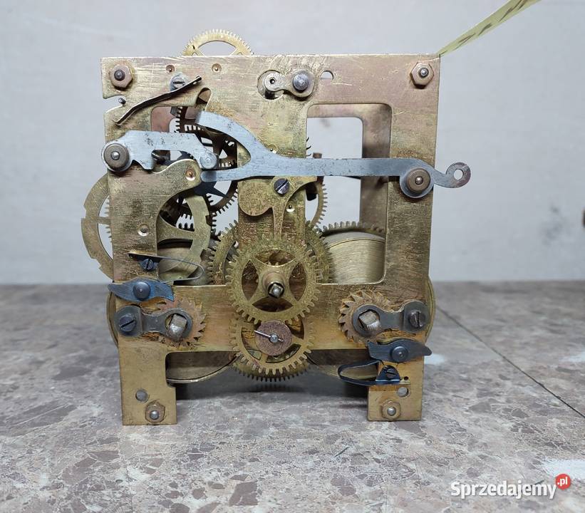 M152 Mechanizm starego zegara ściennego Gustav Tczew