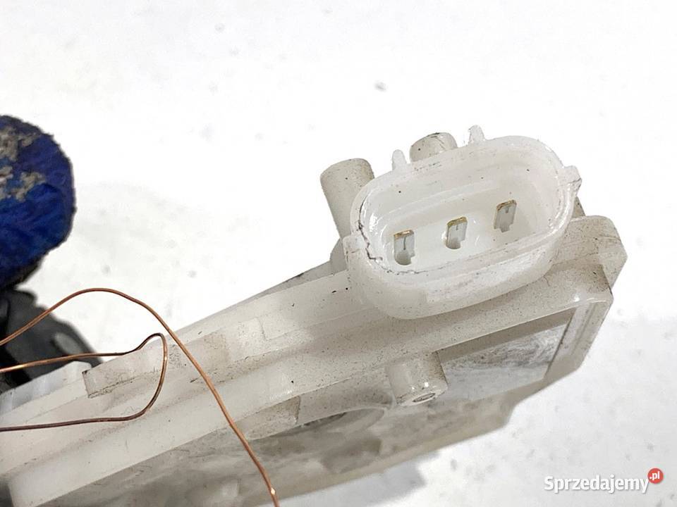 ZAMEK KLAPY TYŁ TOYOTA AURIS II Hatchback 1218 podkarpackie