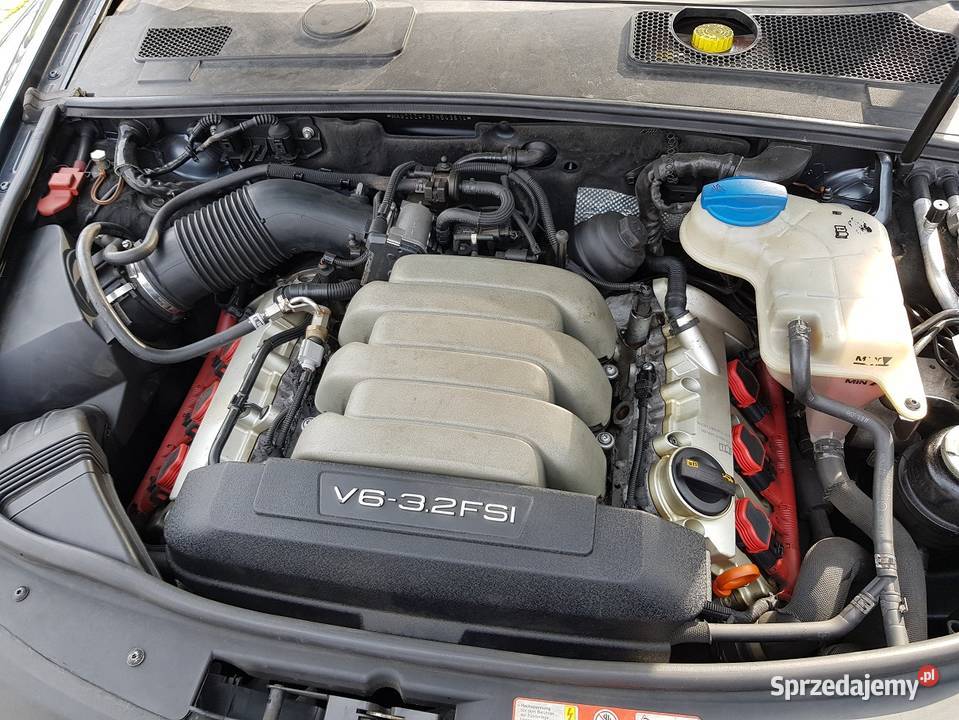 Audi A6 model C6 32benz 255 sprzedam stan wypos granatowy pomorskie Gdańsk
