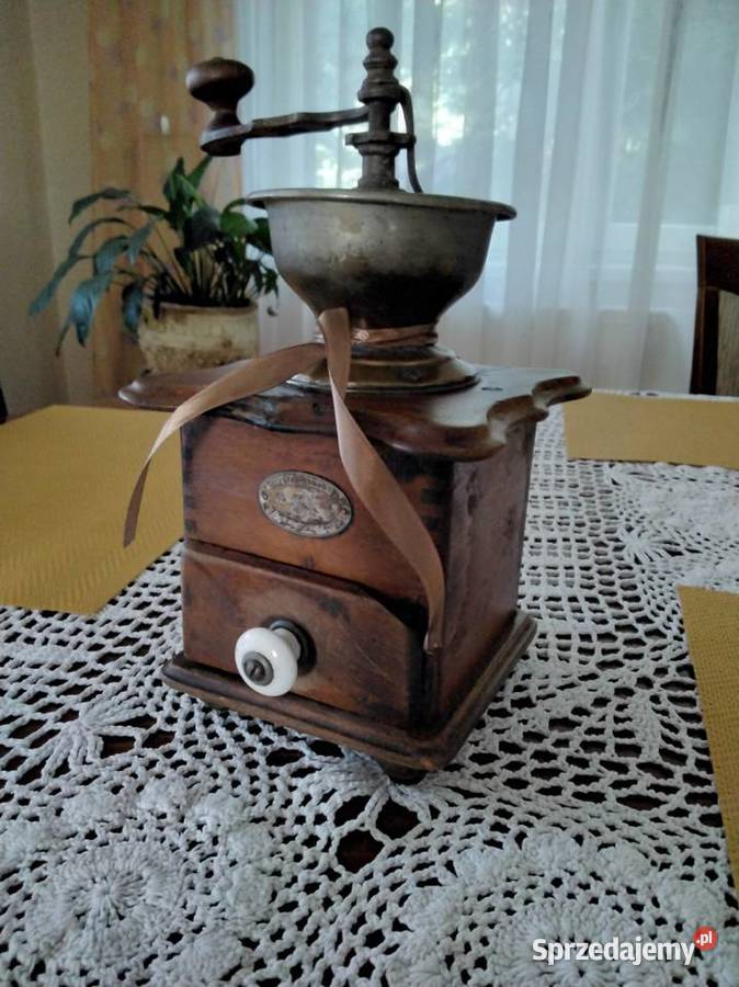 Stary młynek z porcelanowym uchwytem Wieliczka sprzedam