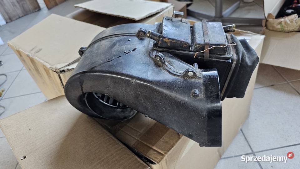 Nagrzewnica z obudowa duża Citroen DSID Nagrzewnice Oleśnica