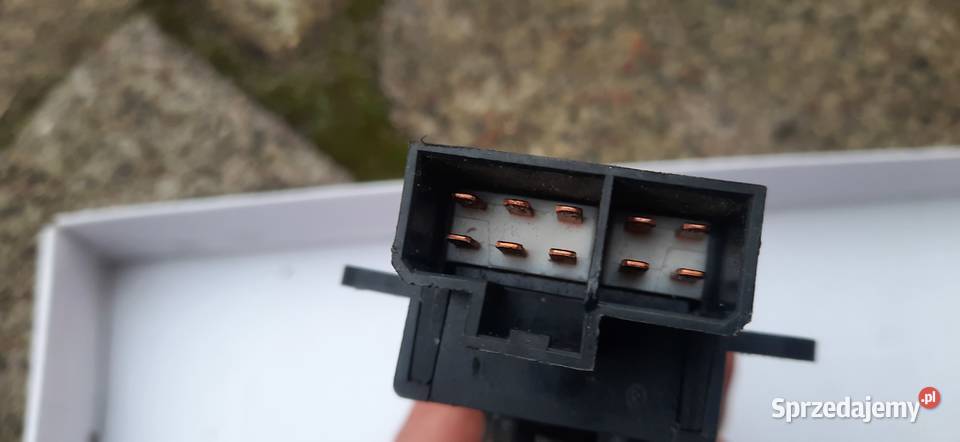 Przełącznik regulacji fotela Chrysler Voyager Wyposażenie wnętrza Szczecin sprzedam
