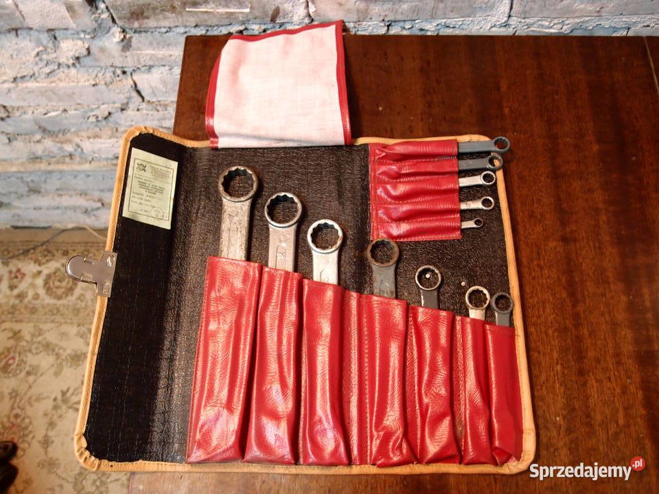 Komplet 12 kluczy płaskich oczkowych 632 PRL