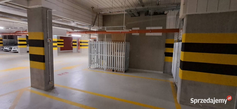 Wynajmę miejsce postojowe w garażu na samochód i sprzedam