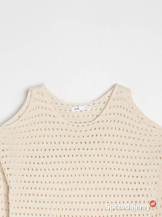beżowy sweter Sinsay Olkusz