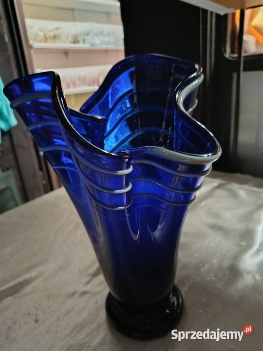 Wazon kobaltowy w oplocie ZHorbowego mazowieckie