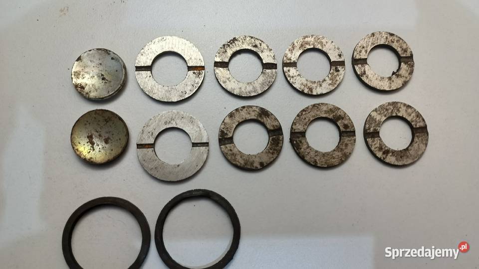 Podkładki zwrotnicy zestaw Fiat 126p osobowe Motoryzacja Koniusza