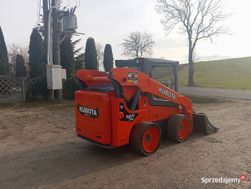 Ładowarka KUBOTA SSV75 BOBCAT małopolskie Racławice sprzedam